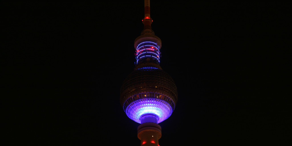 Effektbeleuchtung für 44 Jahre Berliner Fernsehturm | Diodela GmbH