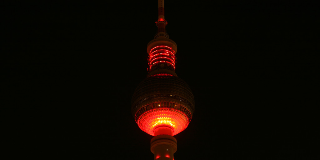 Effektbeleuchtung für 44 Diodela Fernsehturm Berliner Jahre GmbH 